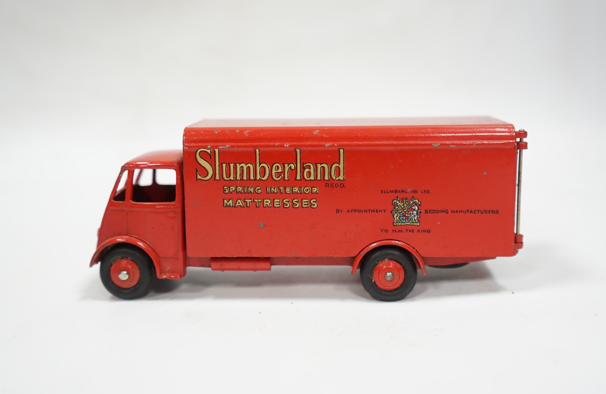 A boxed Dinky Supertoys (514) Guy van in Slumberland livery. Condition - fair to good, minor chipping to the van and fading to the lid of the box.